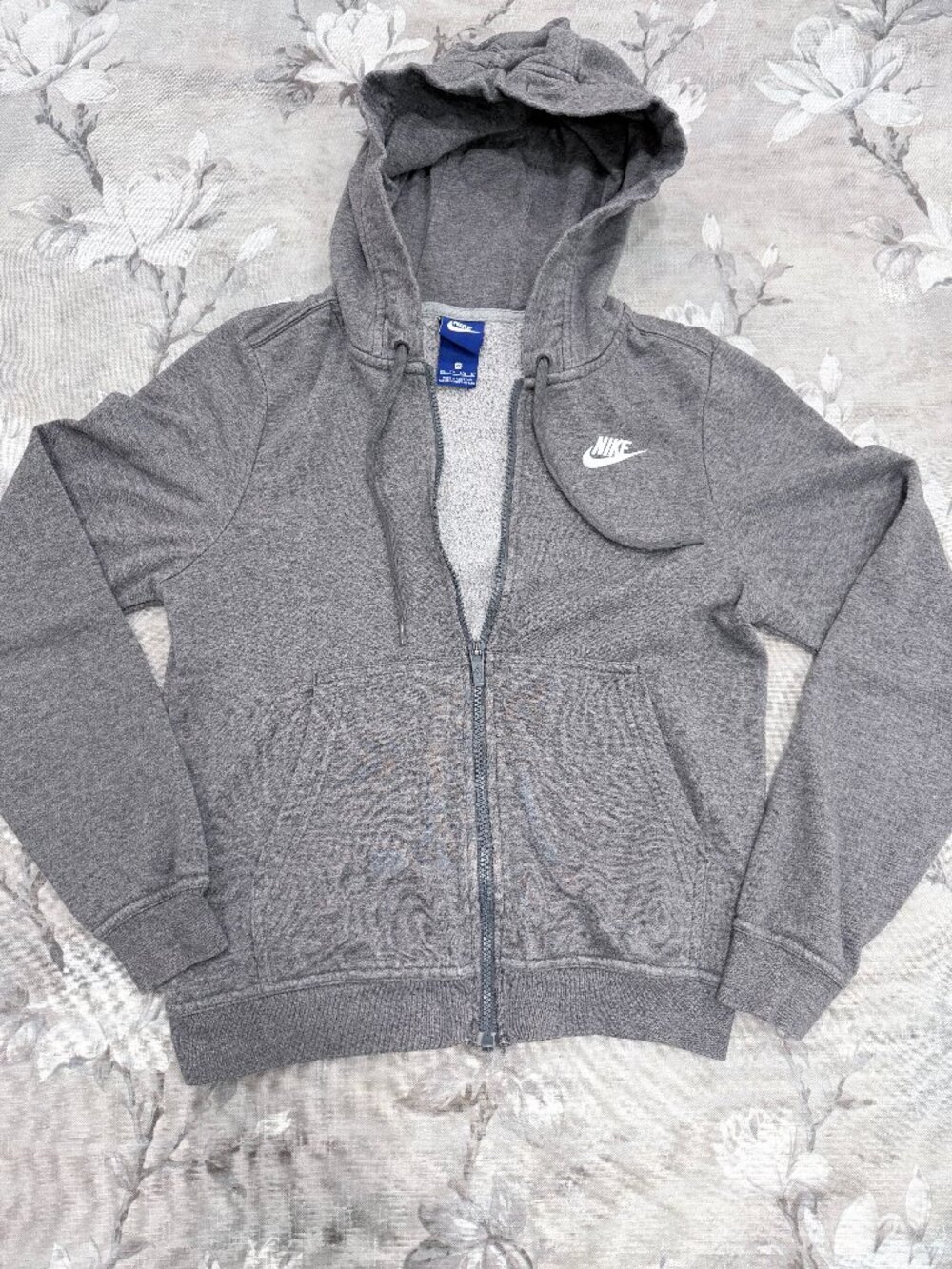 Nike Zip Up Hoodie Women’s XS Gray Embroidered Swoosh Fitted Sweatshirt